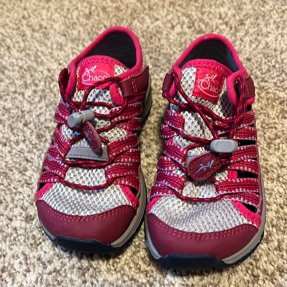 Brand new toddler chacos